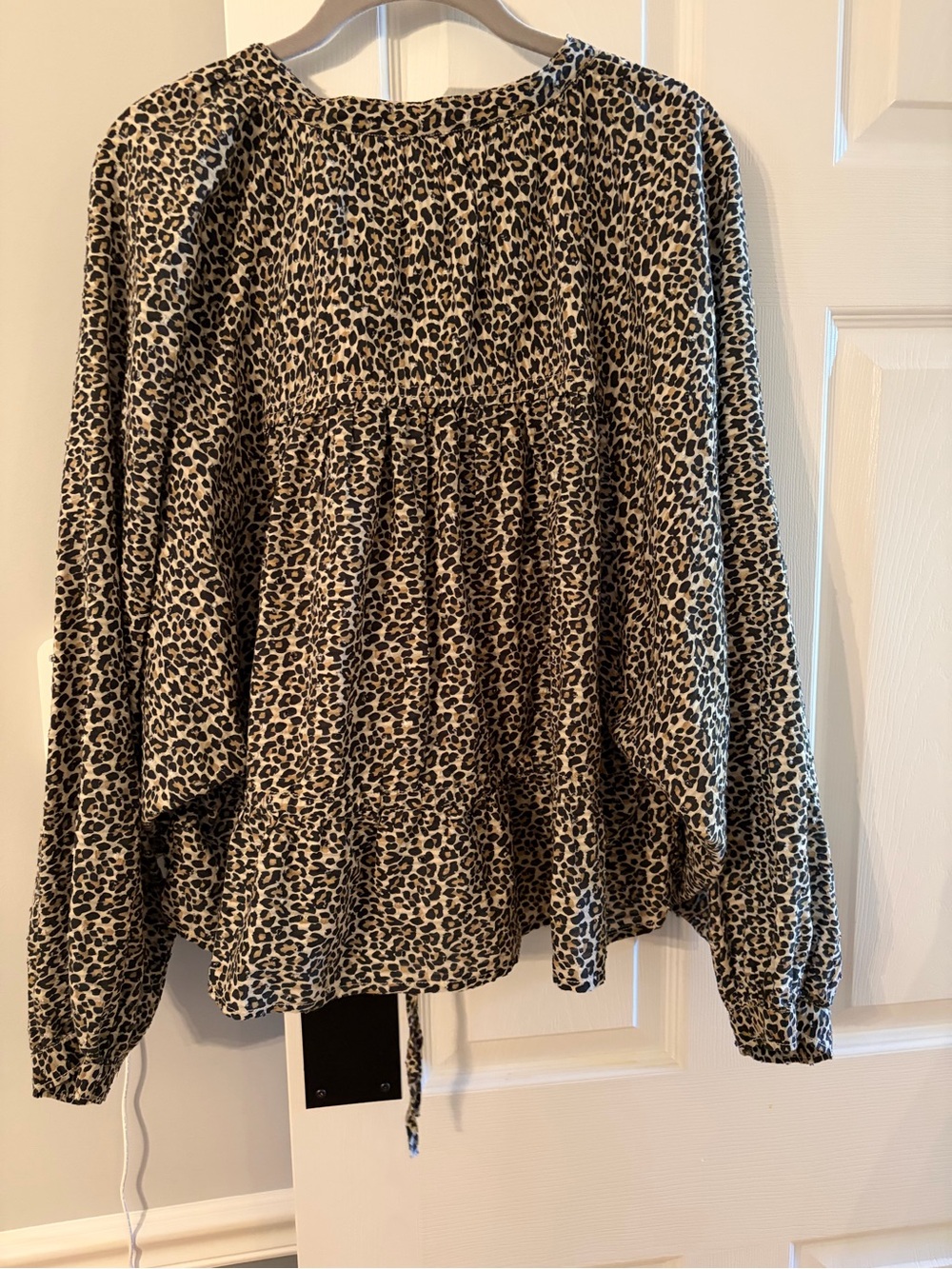 Pilcro Leopard Print Peasant Blouse PTP 24.5 - Picture 6 of 7